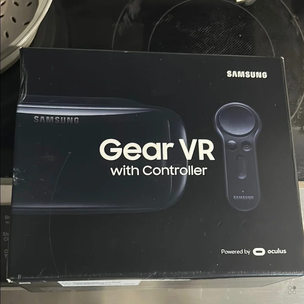 Samsung Gear VR with Controller - Black